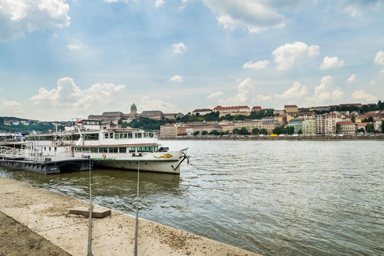 Bpr Danube Panoramic Suite Budapest Exterior photo